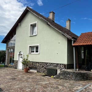 Na predaj dva rodinné domy Trnavá Hora - Pitelová