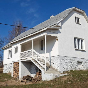 PREDAJ - Rodinný dom Detvianska Huta