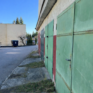 PREDAJ Garáž Fončorda, Banská Bystrica