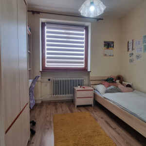 PREDAJ – 2x 3 izb byt v dvojgeneračnom dome, Budča – Stromová ulica