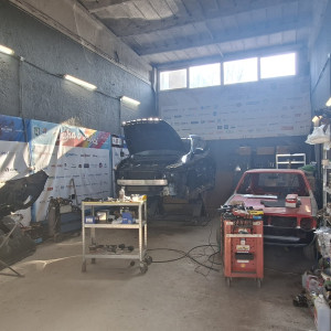 Prenájom haly na autoservis Banská Bystrica