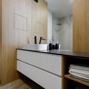 PREDAJ: Exkluzívny 2-izbový byt v srdci Banskej Bystrice – Novostavba Petelenova