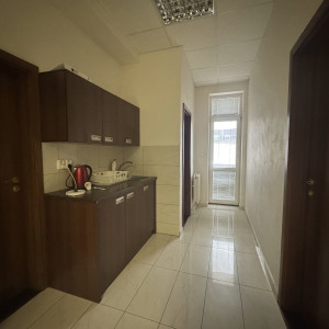 Na prenájom kancelária 20m2 v Banskej Bystrici