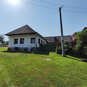 PREDAJ rodinný dom Zaježová 2 domy veľký pozemok 2 985 m² hospodárska usadlosť pokojná lokalita