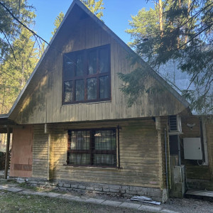 Rekreačná chata Kováčová / Zvolen