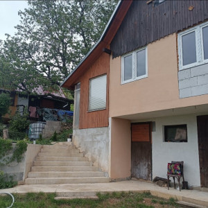 Únik z mesta existuje- Na predaj chata v Banskej Bystrici