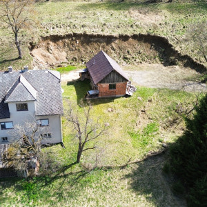 PREDAJ - Rodinný dom Hriňová