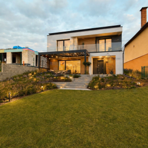 Stavebný pozemok pre pokojné bývanie – Hrochoť