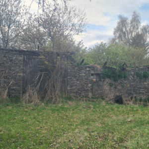 PREDAJ - Pozemky s pozostatkami rodinného domu Stará Huta