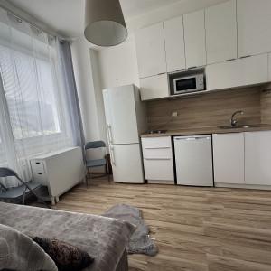 Na predaj  izbový byt v Banskej Bystrici - znížená cena