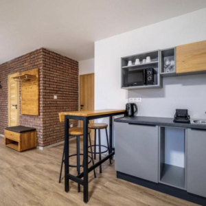 PREDAJ Štýlový apartmán s výhľadom na Kriváň | Rezort Dovalovec