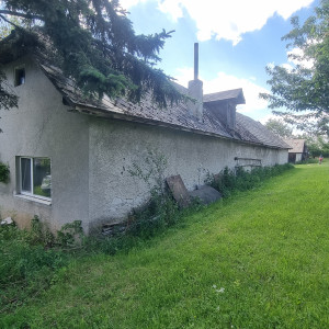 PREDAJ Hospodárska usadlosť s 11 ha vlastnej pôdy – Dolný Dačov Lom