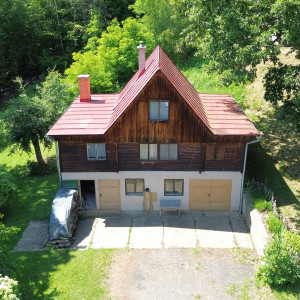 PREDAJ - Rekreačná chata - Cinobaňa