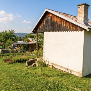 PREDAJ Záhrada s murovanou chatkou vo Zvolene – Bukovská studňa (Zlatý Potok)