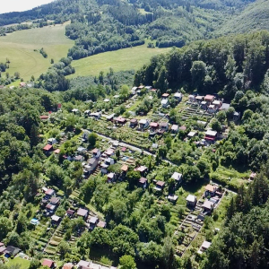 PREDAJ Záhrada s chatkou v Riečke, okr. Banská Bystrica