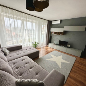 PRENÁJOM  2,5 izbový byt Belveder, B.Bystrica