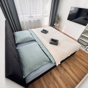 PREDAJ Štýlový a kompletne zariadený 2-izbový byt (64,5 m²) v top lokalite – Partizánska cesta, Banská Bystrica